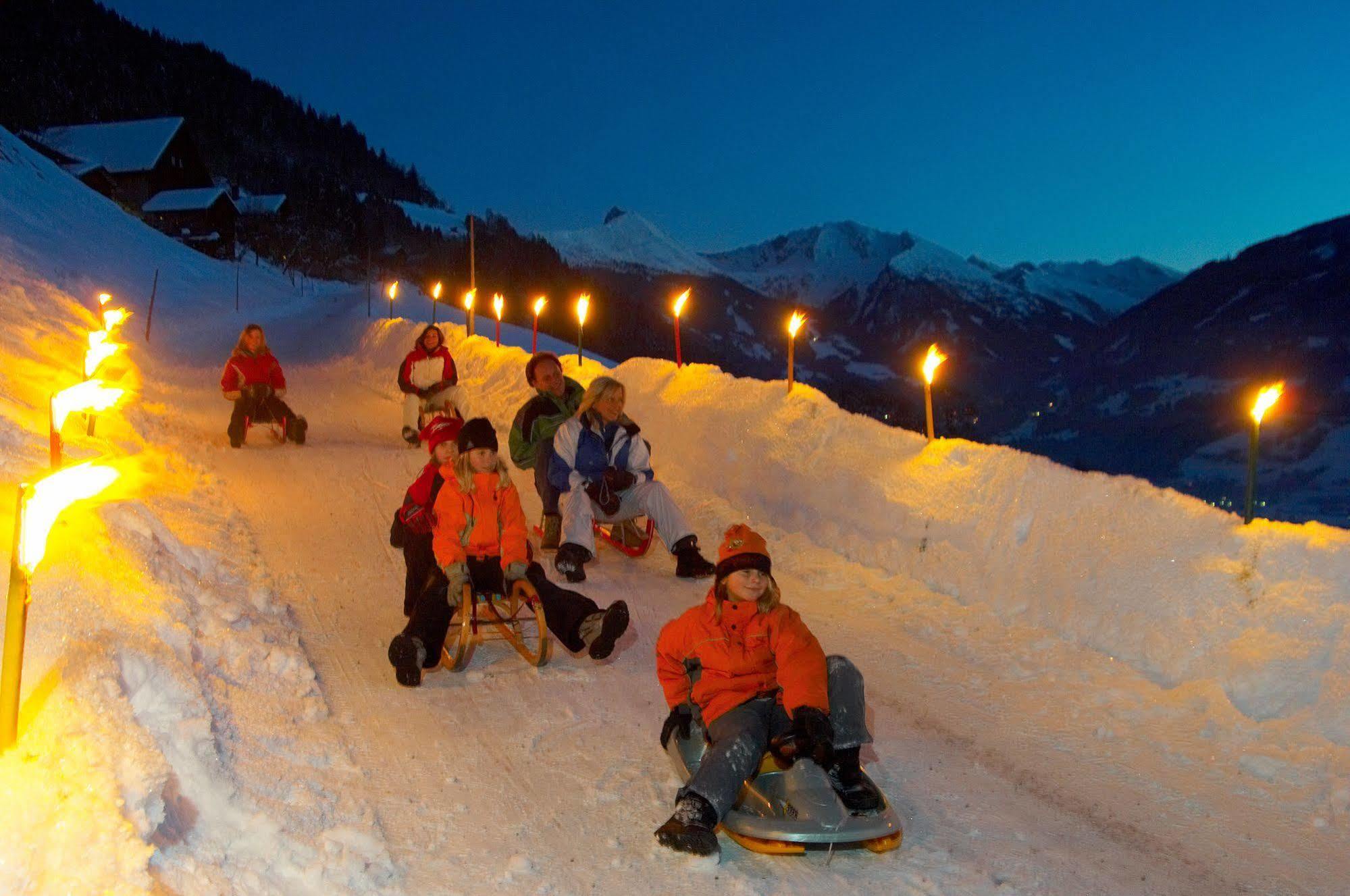 Euro Youth Hotel & Krone Bad Gastein Extérieur photo